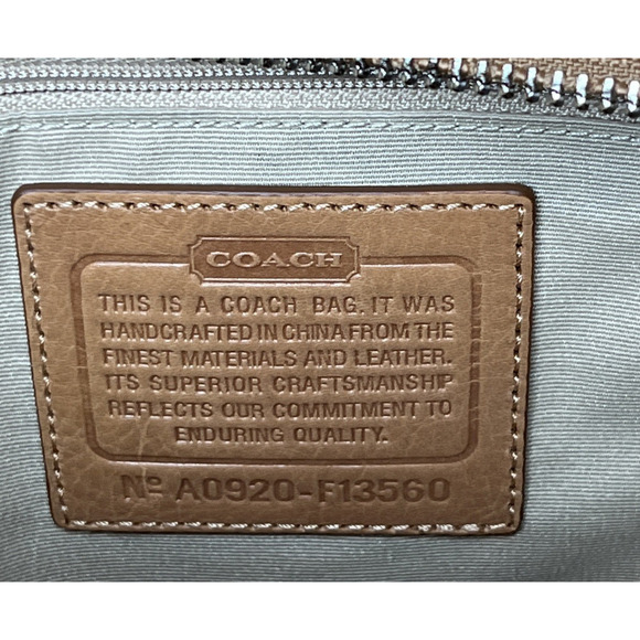 Coach Signature Gallery Tote Bag Coral & Brown Leather Trim Zip Travel F13560 - Picture 16 of 16